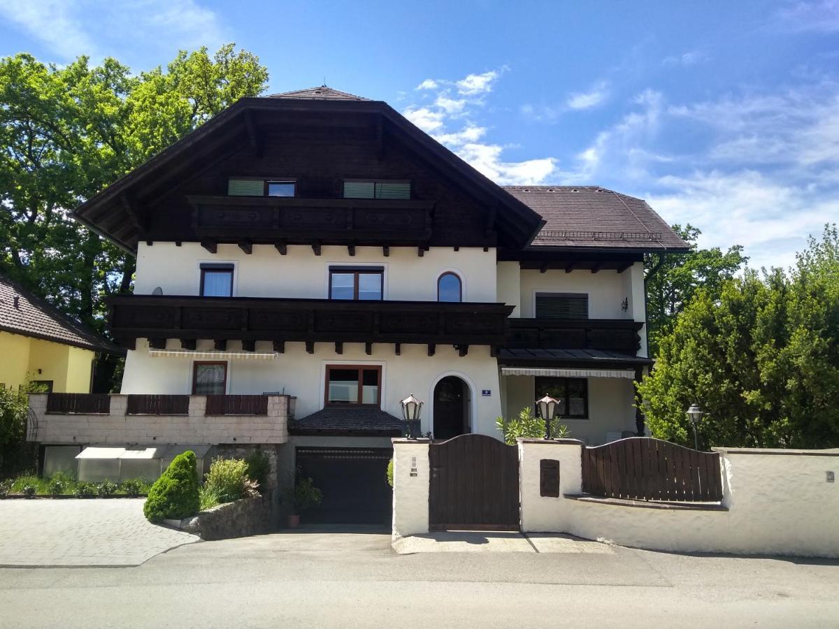 Gaestewohnung Schlossblick Grodig Bagian luar foto